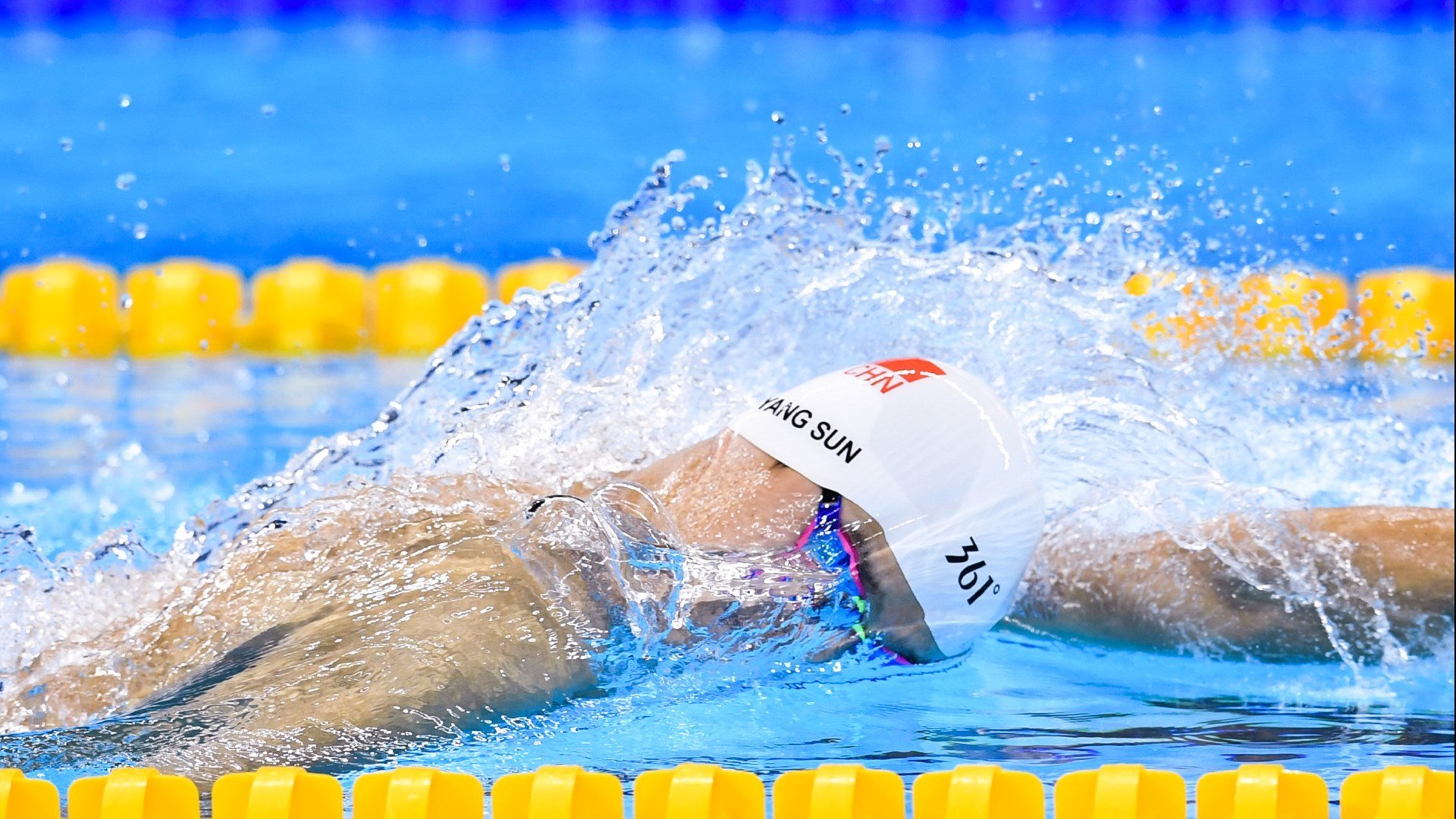 高尔在场上的灵活性与突破能力，成袋鼠队新进攻法宝